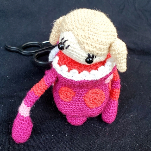 Little monster doll! 🤗 - Picture 2 of 12